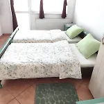 게스트하우스 Family - 10 Km From Veliko Tarnovo Samovodene
