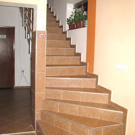 Familia Samovodene