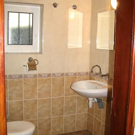Family - 10 Km From Veliko Tarnovo * Samovodene