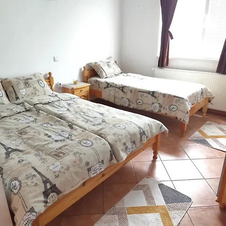 Family - 10 Km From Veliko Tarnovo